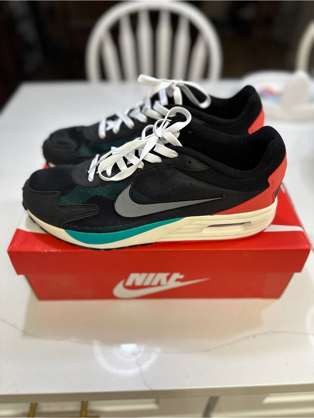 Nike Air Max Solo Black Jade Red Men’s Size 10.5